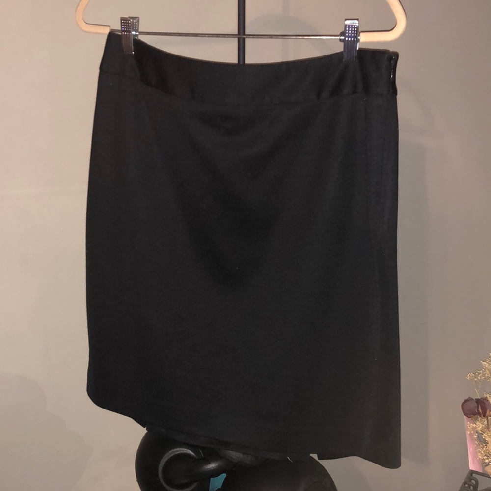 EUC The Loft Skirt